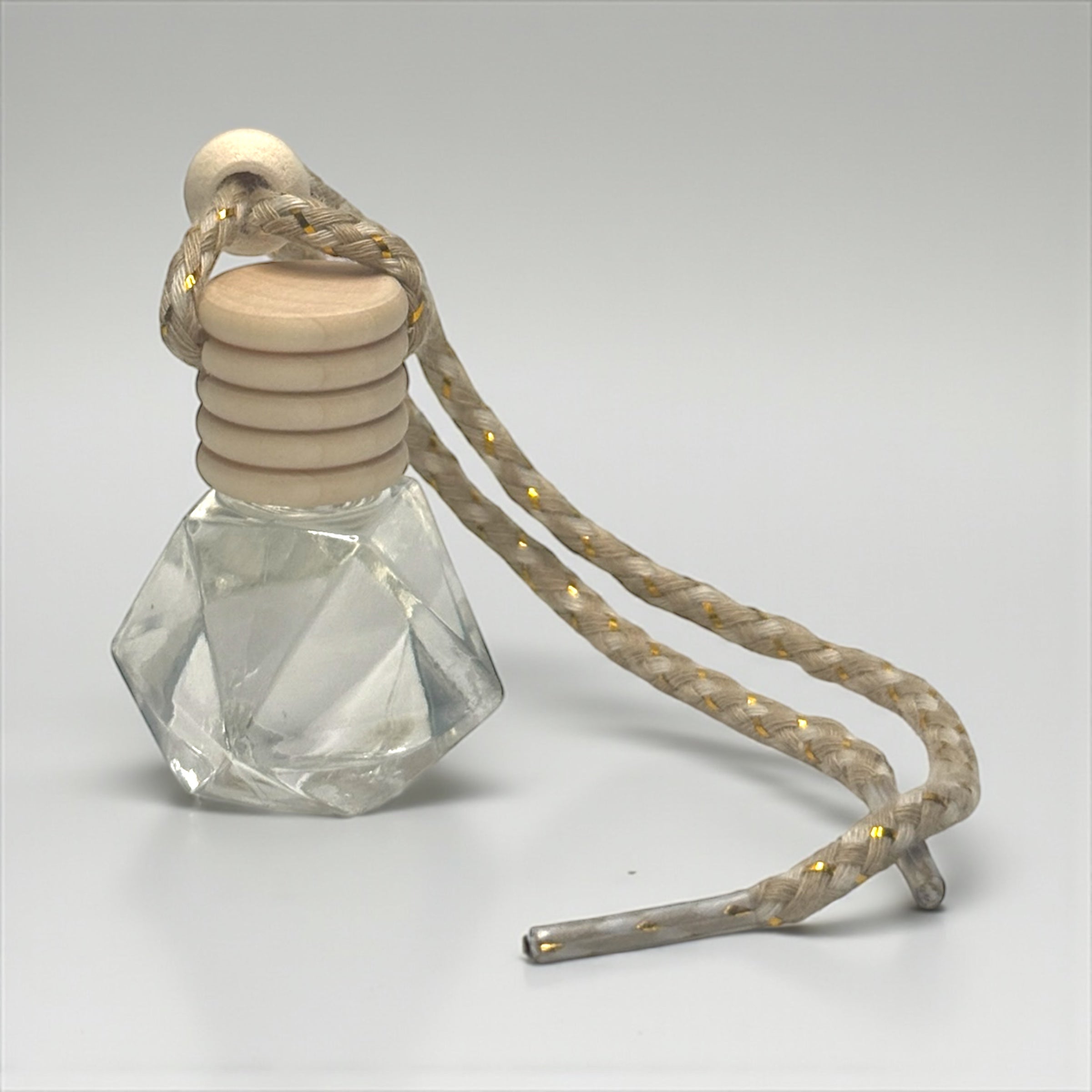 こな HOPE & LUCK 写真見ておんくん片っ方靴履いてないことに気付く笑👢